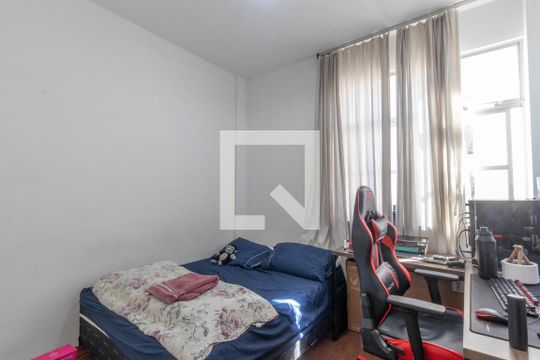 Quarto  de apartamento à venda com 3 quartos, 90m² em Grajaú, Belo Horizonte