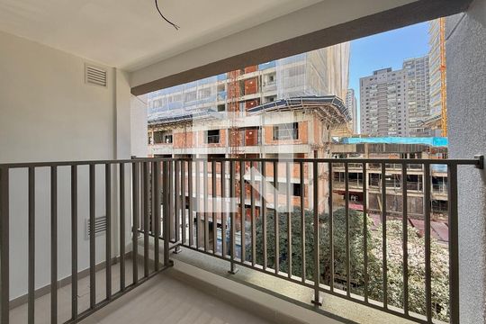 Sacada  de kitnet/studio à venda com 1 quarto, 25m² em Itaim Bibi, São Paulo