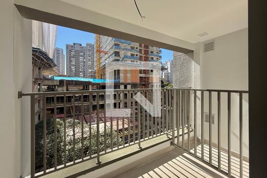 Sacada  de kitnet/studio à venda com 1 quarto, 25m² em Itaim Bibi, São Paulo