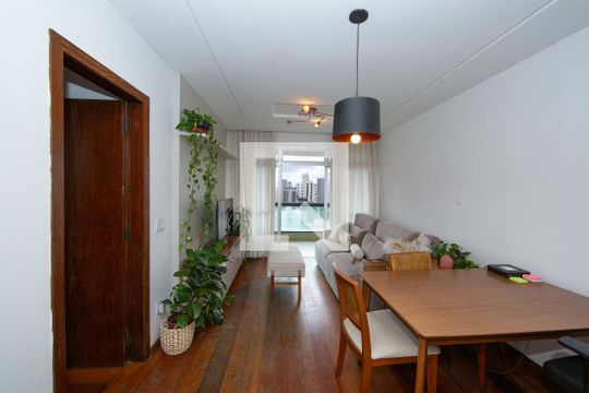 SALA de apartamento para alugar com 2 quartos, 85m² em Coracao de Jesus, Belo Horizonte