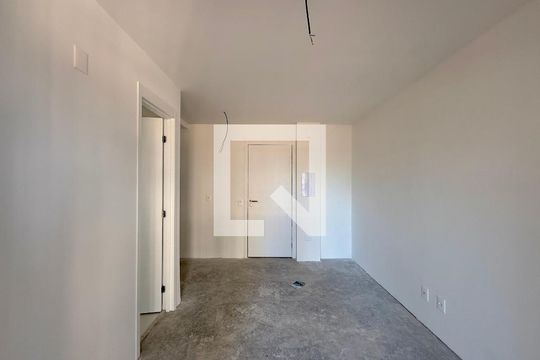 Quarto  de kitnet/studio à venda com 1 quarto, 26m² em Itaim Bibi, São Paulo