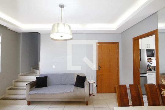 Sala de apartamento à venda com 3 quartos, 140m² em Monsenhor Messias, Belo Horizonte