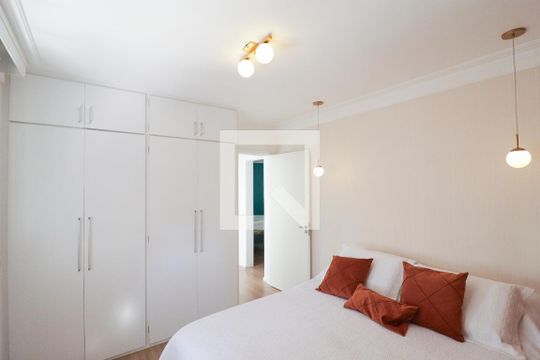 Quarto 1 de apartamento à venda com 2 quartos, 58m² em Vila Bianca, São Paulo