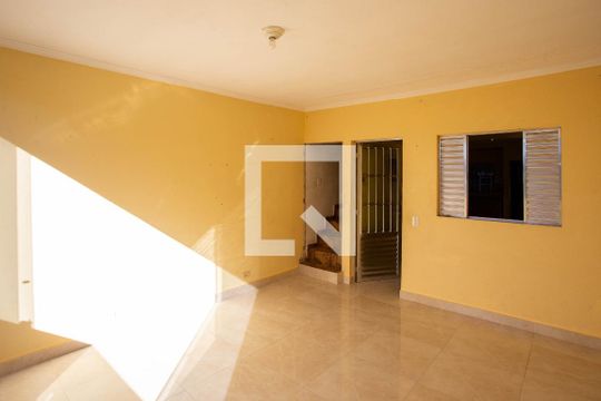 Quarto de casa para alugar com 1 quarto, 60m² em Conceição, Diadema