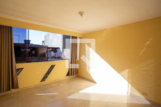 Quarto de casa para alugar com 1 quarto, 60m² em Conceição, Diadema