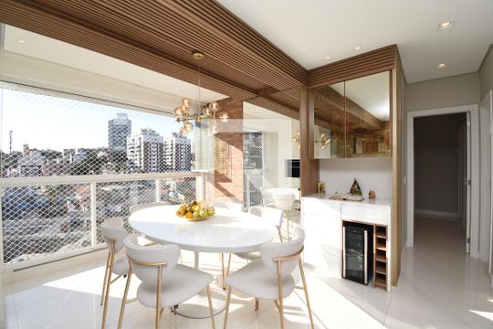 Sala e Cozinha de apartamento à venda com 3 quartos, 93m² em Mercês, Curitiba
