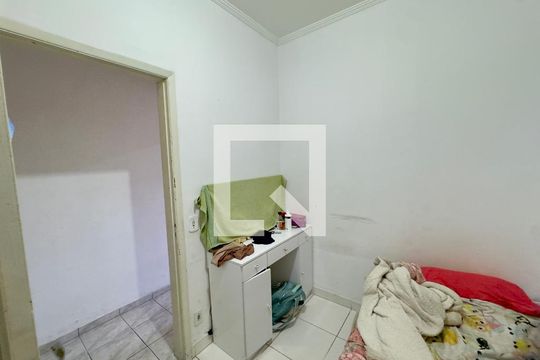Quarto 2 de casa à venda com 5 quartos, 100m² em Jardim Presidente Dutra, Guarulhos