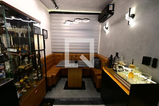Sala de apartamento para alugar com 2 quartos, 56m² em Setor Bueno, Goiânia
