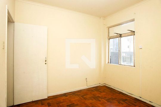 Quarto 1 de apartamento para alugar com 2 quartos, 80m² em Centro Histórico, Porto Alegre