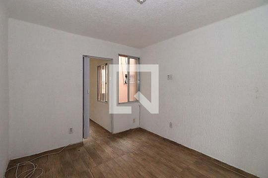 Apartamento à venda com 2 quartos, 44m² em São Geraldo, Porto Alegre