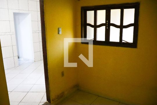 Quarto 2 de casa para alugar com 2 quartos, 425m² em Extensão do Bosque, Rio das Ostras