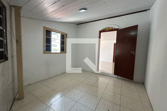 Quarto 1 de casa para alugar com 3 quartos, 100m² em Capoeiras, Florianópolis