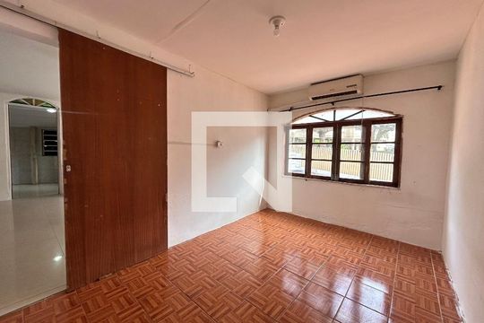 Quarto 2 de casa para alugar com 3 quartos, 100m² em Capoeiras, Florianópolis