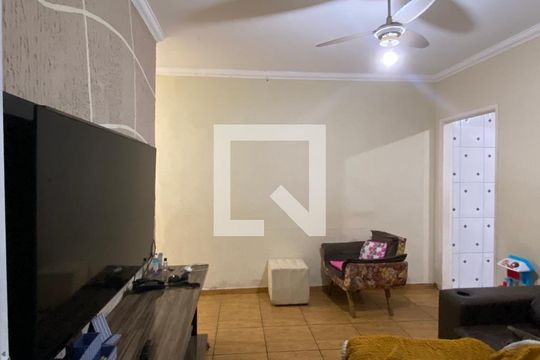 Sala de casa para alugar com 3 quartos, 180m² em Jardim D’abril, Osasco