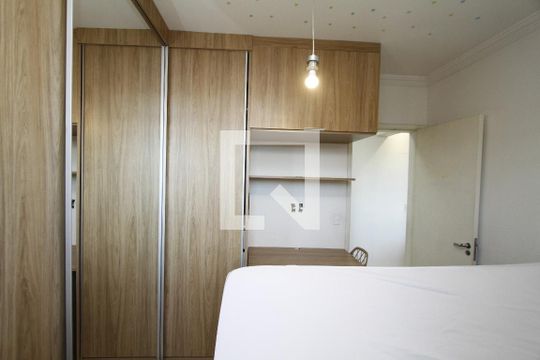 Quarto 1 de apartamento para alugar com 2 quartos, 53m² em Nova Gameleira, Belo Horizonte