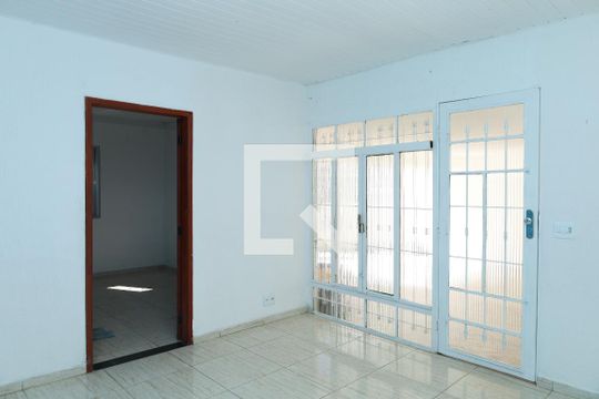Sala de casa para alugar com 3 quartos, 180m² em São Miguel Paulista, São Paulo