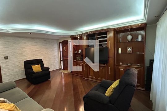 Sala de casa à venda com 4 quartos, 248m² em Cidade Ademar, São Paulo
