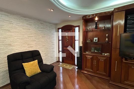 Sala de casa à venda com 4 quartos, 248m² em Cidade Ademar, São Paulo