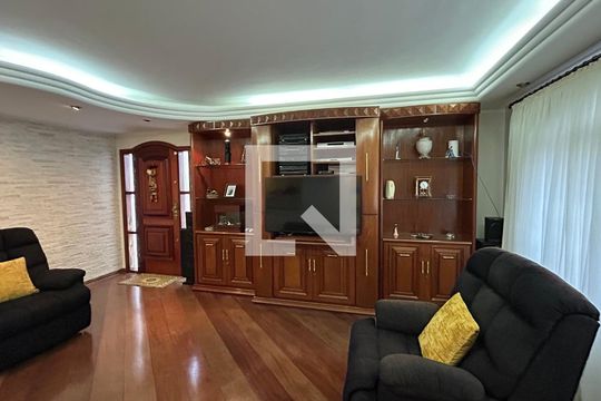 Sala de casa à venda com 4 quartos, 248m² em Cidade Ademar, São Paulo