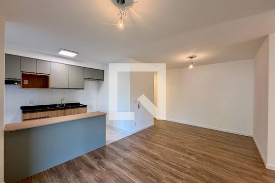 Sala  de apartamento à venda com 4 quartos, 110m² em Santo Amaro, São Paulo