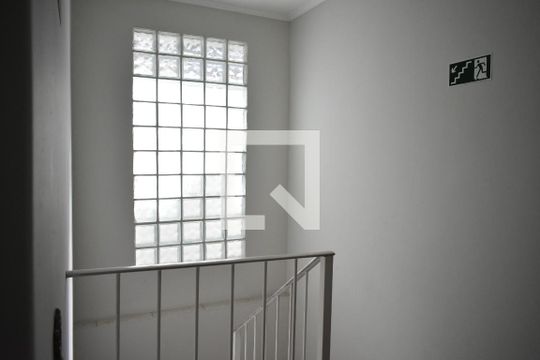 Escada de casa à venda com 3 quartos, 240m² em Vila Mariana, São Paulo