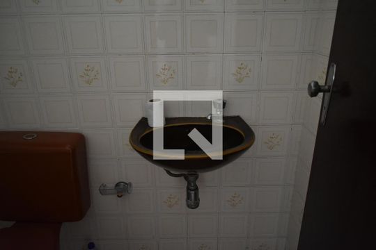 Lavabo de casa à venda com 3 quartos, 240m² em Vila Mariana, São Paulo