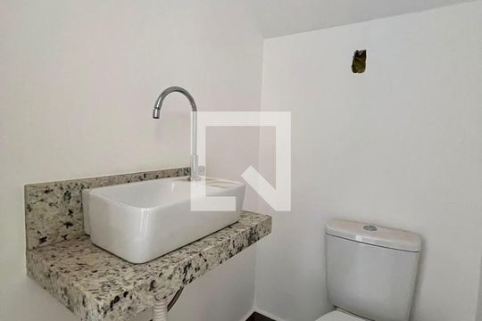 Lavabo de casa de condomínio à venda com 3 quartos, 168m² em Chácara Primavera, Campinas