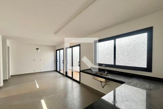 Sala de casa de condomínio à venda com 3 quartos, 168m² em Chácara Primavera, Campinas