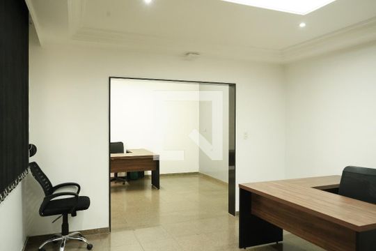 Sala 2 de casa à venda com 3 quartos, 400m² em Vila Nova Manchester, São Paulo