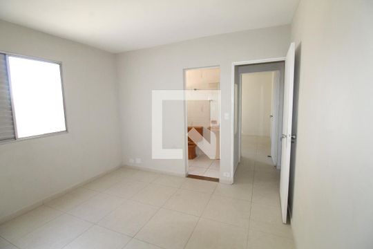 Suíte de apartamento para alugar com 3 quartos, 80m² em Jardim Ismenia, São José dos Campos