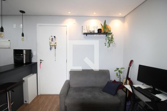 Sala de apartamento para alugar com 1 quarto, 24m² em Vila Campanela, São Paulo