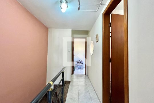 Corredor de casa à venda com 3 quartos, 154m² em Jabaquara, São Paulo