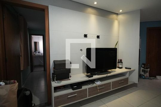 Casa à venda com 1 quarto, 60m² em Vila Gilda, Santo André