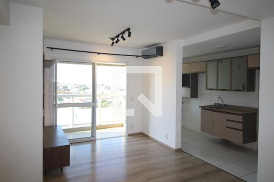 Sala de apartamento para alugar com 2 quartos, 64m² em São Geraldo, Porto Alegre