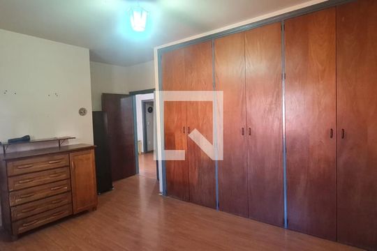 Quarto de casa à venda com 5 quartos, 261m² em Jardim Proença, Campinas