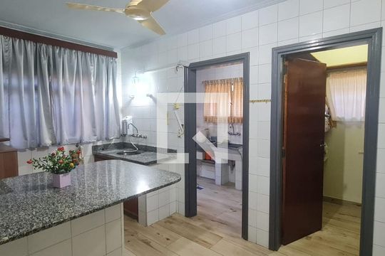 Cozinha de casa à venda com 5 quartos, 261m² em Jardim Proença, Campinas