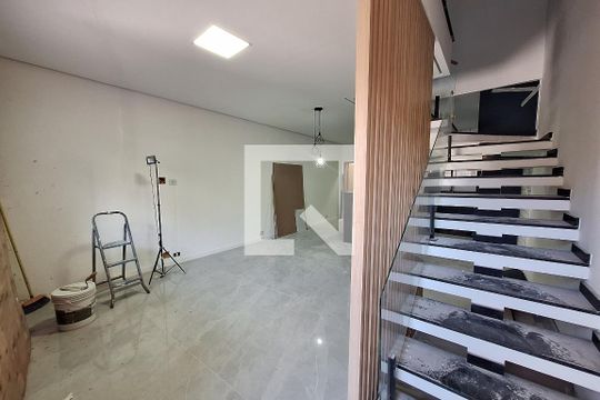 Sala  de casa à venda com 3 quartos, 130m² em Vila Alto de Santo Andre, Santo André