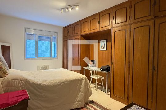 Suite 1 de apartamento para alugar com 3 quartos, 150m² em Ponta da Praia, Santos