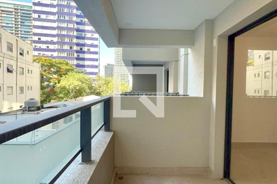Varanda de kitnet/studio para alugar com 1 quarto, 28m² em Perdizes, São Paulo