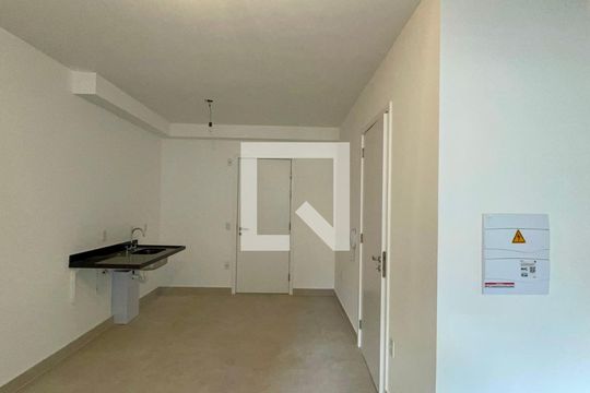 Studio de kitnet/studio para alugar com 1 quarto, 28m² em Perdizes, São Paulo
