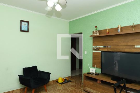 Casa à venda com 3 quartos, 225m² em Jardim Sao Vicente, São Paulo