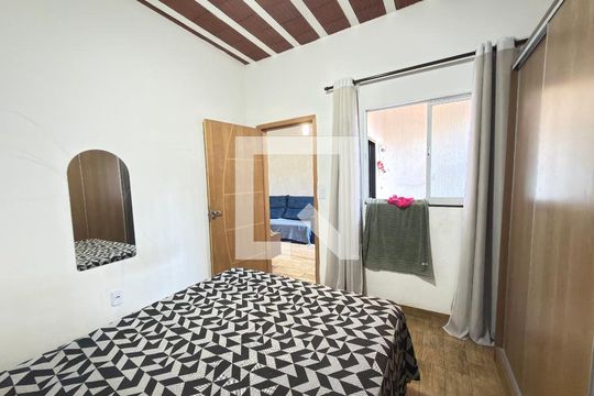 Quarto 1 de casa para alugar com 3 quartos, 65m² em Bela Vista, Contagem