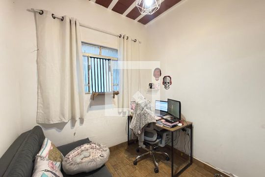 Quarto 2 de casa para alugar com 3 quartos, 65m² em Bela Vista, Contagem