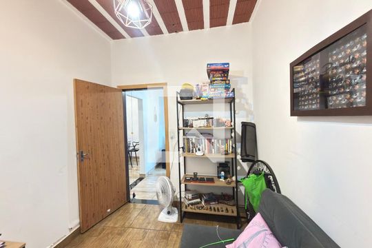 Quarto 2 de casa para alugar com 3 quartos, 65m² em Bela Vista, Contagem
