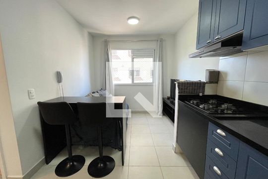 Sala de apartamento à venda com 2 quartos, 33m² em Jardim Celeste, São Paulo
