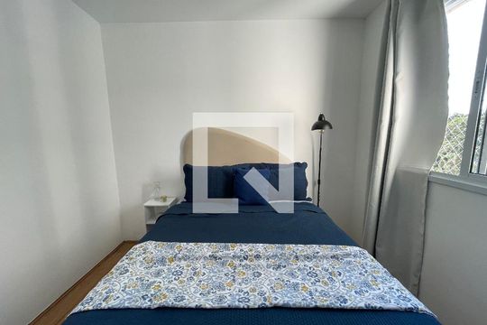 Quarto 1 de apartamento à venda com 2 quartos, 33m² em Jardim Celeste, São Paulo