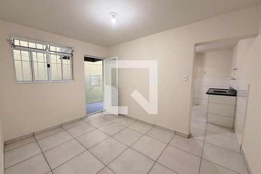 Casa para alugar com 1 quarto, 50m² em Jardim Estadio, Jundiaí