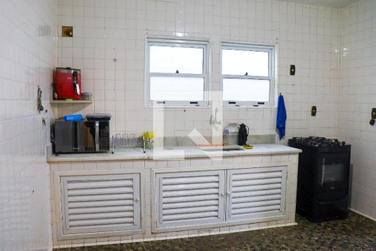 Cozinha de casa para alugar com 4 quartos, 479m² em Centro, Rio das Ostras
