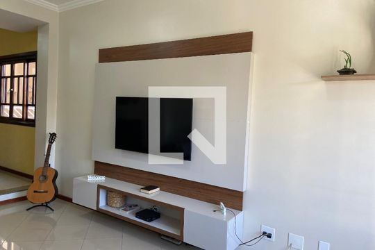 Sala de casa à venda com 3 quartos, 175m² em Rio Pequeno, São Paulo