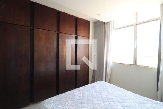 Quarto de apartamento para alugar com 1 quarto, 50m² em Centro, Uberlândia